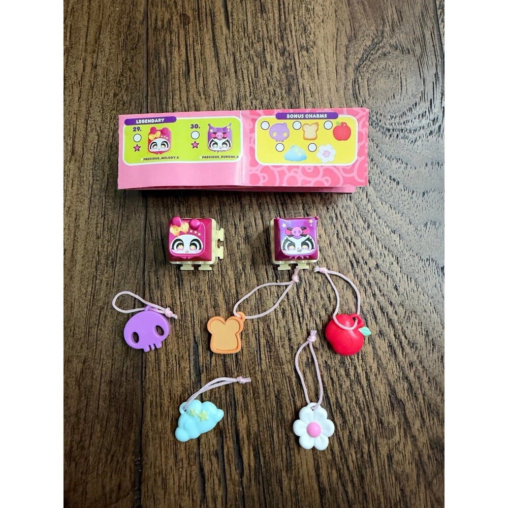 Hello Kitty Clickeez Legendary & bonus charms full set precious melody & Kuromi